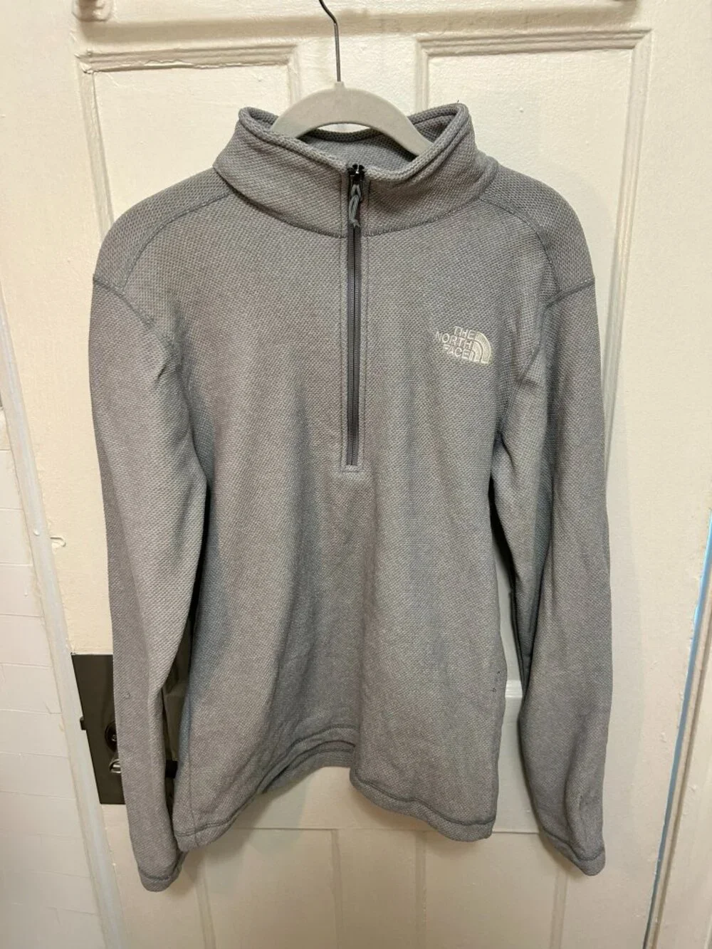 Grery North Face Quarter Zip